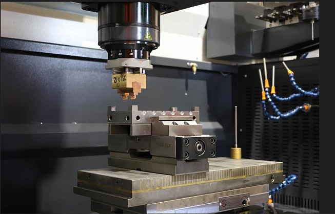 Электроэрозионная обработка (ЭЭО)